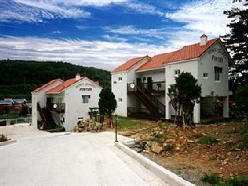 Ever Green Pension Geoje Bagian luar foto