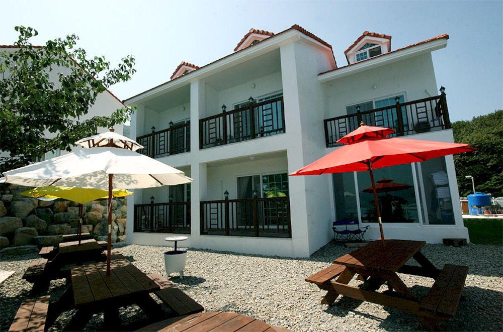 Ever Green Pension Geoje Bagian luar foto